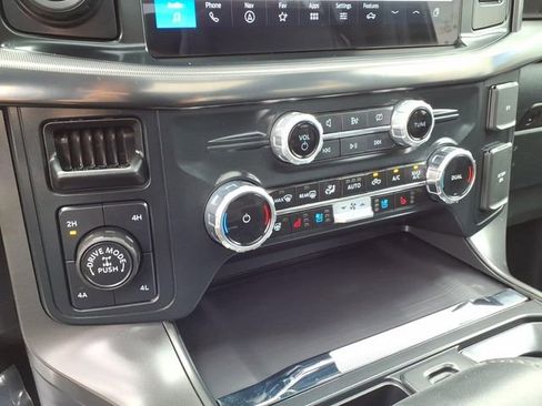 Used 2024 Ford F150 Lariat AWD/4WD image 26