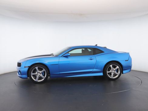Used 2010 Chevrolet Camaro LT w/ RS Package image 34
