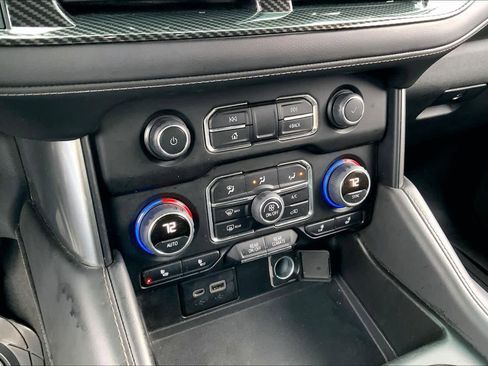 Used 2022 Chevrolet Tahoe Z71 w/ Off-Road Capability Package AWD/4WD image 35