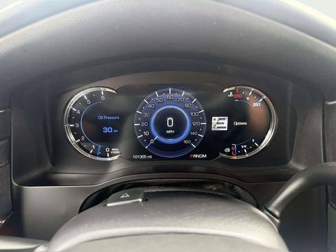 Used 2016 Cadillac Escalade Luxury AWD/4WD image 18