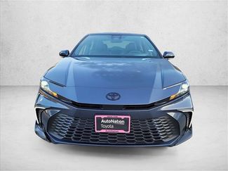 Used 2026 Toyota Camry SE FWD video 2