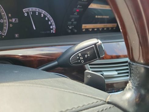 Used 2013 Mercedes-Benz S 550 image 31