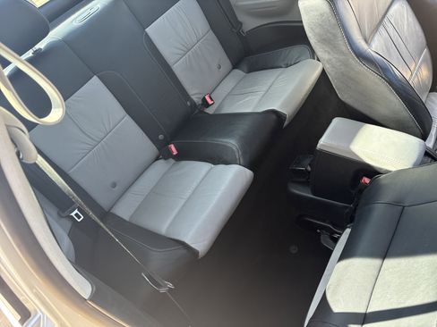 Used 2003 Volkswagen Beetle S image 12