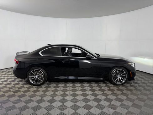 Used 2023 BMW 230i Coupe w/ Convenience Package RWD image 4
