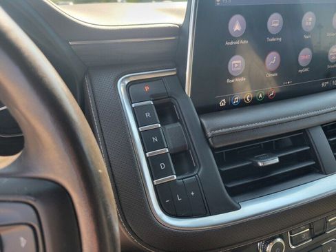 Used 2021 GMC Yukon XL SLT w/ SLT Premium Package image 23