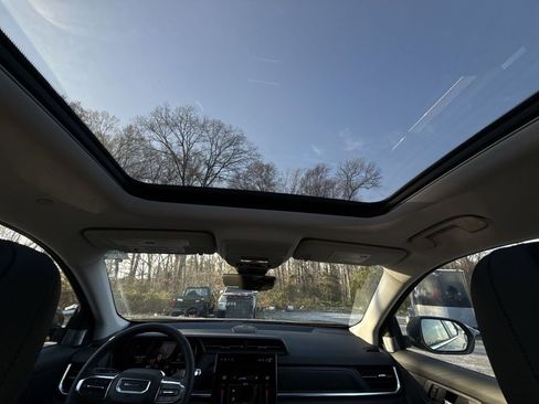 New 2026 GMC Terrain Denali w/ LPO, Floor Liner Package image 21