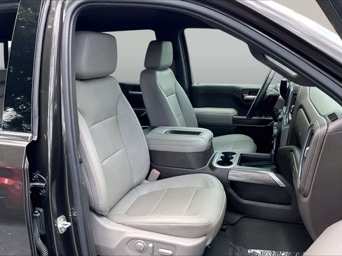 Used 2022 Chevrolet Silverado 1500 LTZ w/ LTZ Convenience Package II AWD/4WD image 8