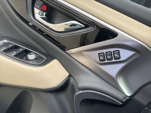 Used 2025 Subaru Outback Limited XT image 22