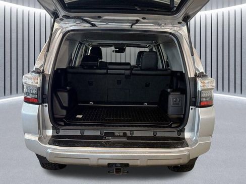 Used 2021 Toyota 4Runner TRD Off-Road Premium w/ Moonroof Package image 9