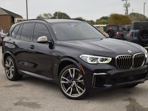 Used 2022 BMW X5 M50i w/ Executive Package image 8