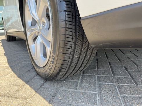 Used 2025 Honda Accord LX image 29