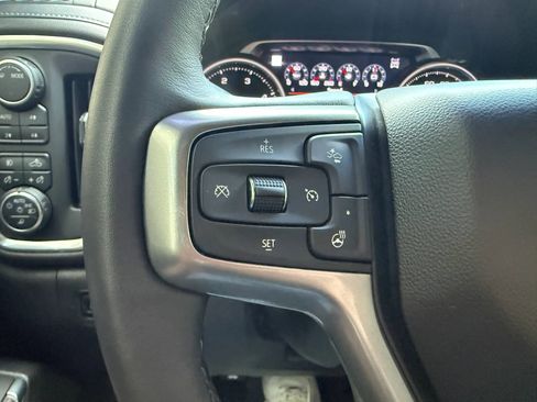 Used 2022 Chevrolet Silverado 2500 LTZ w/ LTZ Convenience Package AWD/4WD image 22