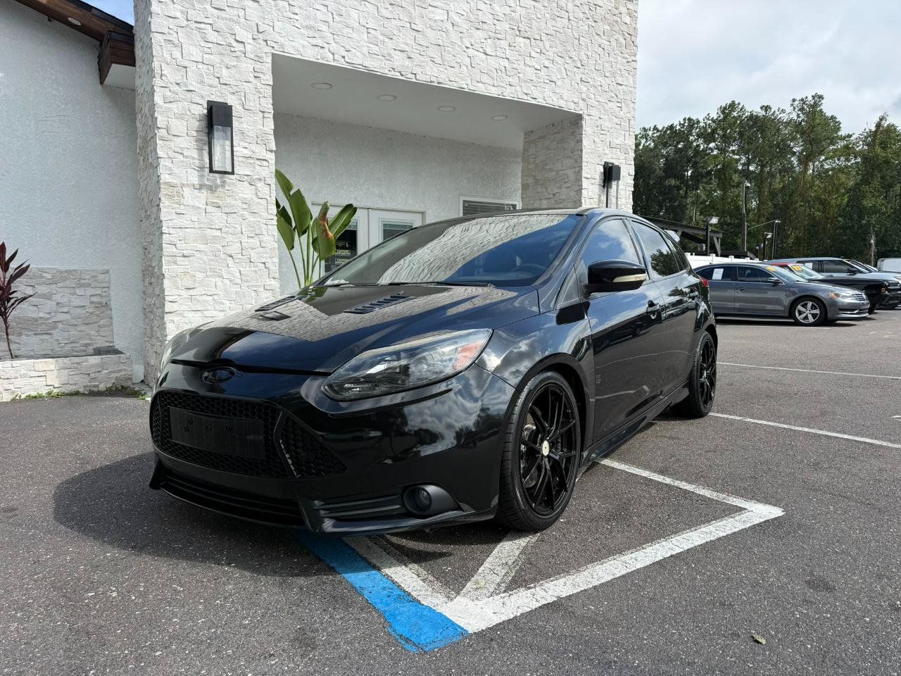 Used 2013 Ford Focus ST FWD image 9