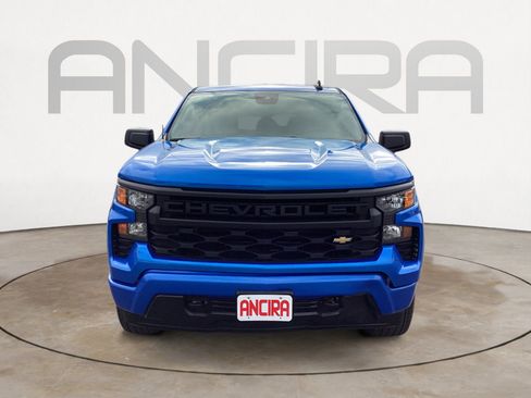 Used 2025 Chevrolet Silverado 1500 Custom image 8