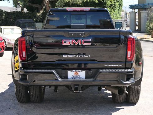 Used 2021 GMC Sierra 3500 Denali w/ Denali Ultimate Package image 6