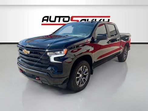 Used 2022 Chevrolet Silverado 1500 RST AWD/4WD image 3
