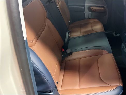 Used 2024 Ford Maverick Lariat w/ FX4 Off-Road Package image 27