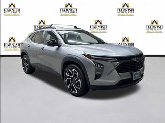 Used 2025 Chevrolet Trax RS w/ Driver Confidence Package video 3