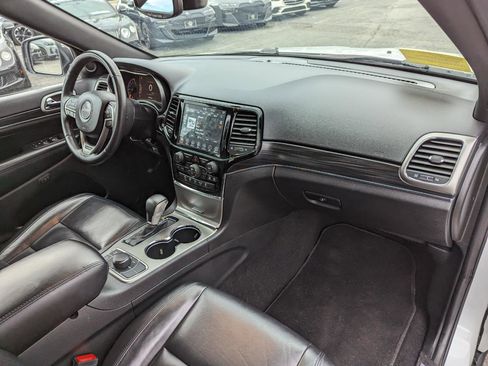 Used 2019 Jeep Grand Cherokee Limited image 30