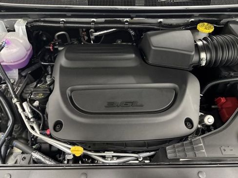 New 2026 Chrysler Pacifica Select w/ S Appearance Package image 37