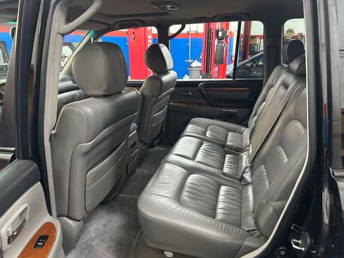 Used 2006 Lexus LX 470 4WD image 16