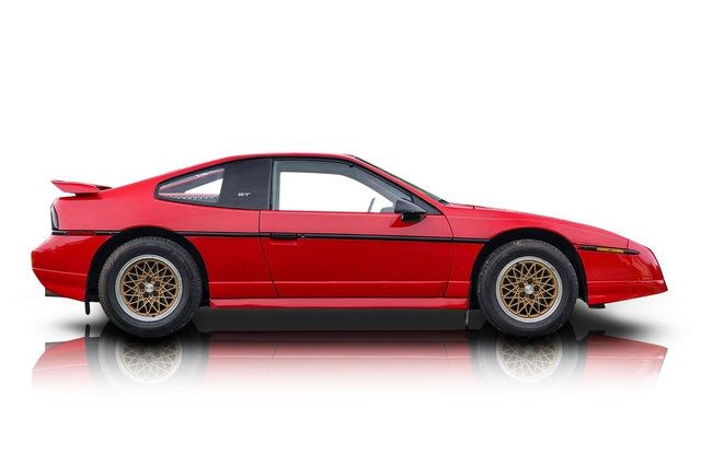 Used 1988 Pontiac Fiero GT RWD image 2
