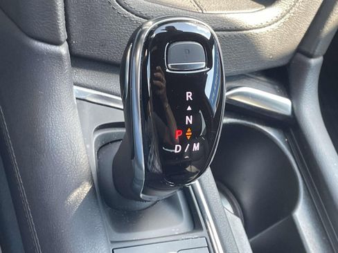 Used 2021 Cadillac XT5 Premium Luxury image 20