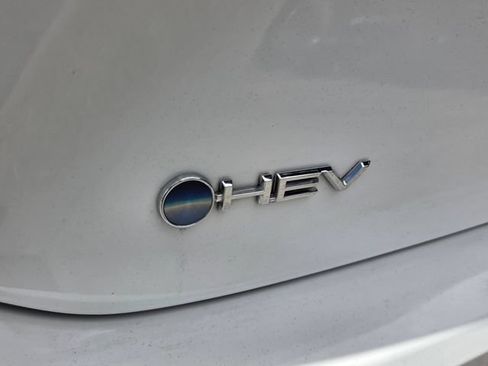 Used 2025 Toyota Camry LE FWD image 16