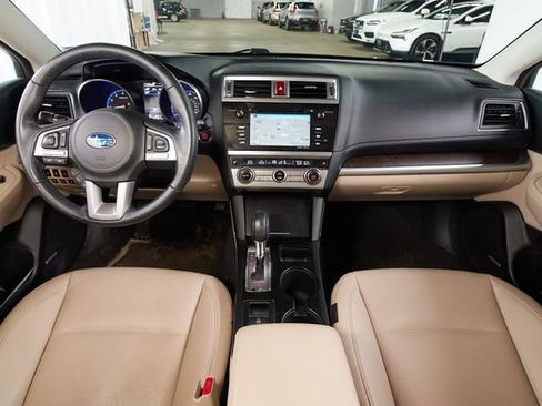 Used 2017 Subaru Outback 2.5i Limited AWD/4WD image 7