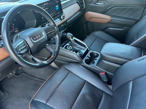 Used 2023 GMC Canyon AT4 w/ AT4 Premium Package AWD/4WD image 10