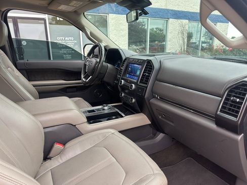 Used 2020 Ford Expedition Limited w/ Equipment Group 302A RWD image 11