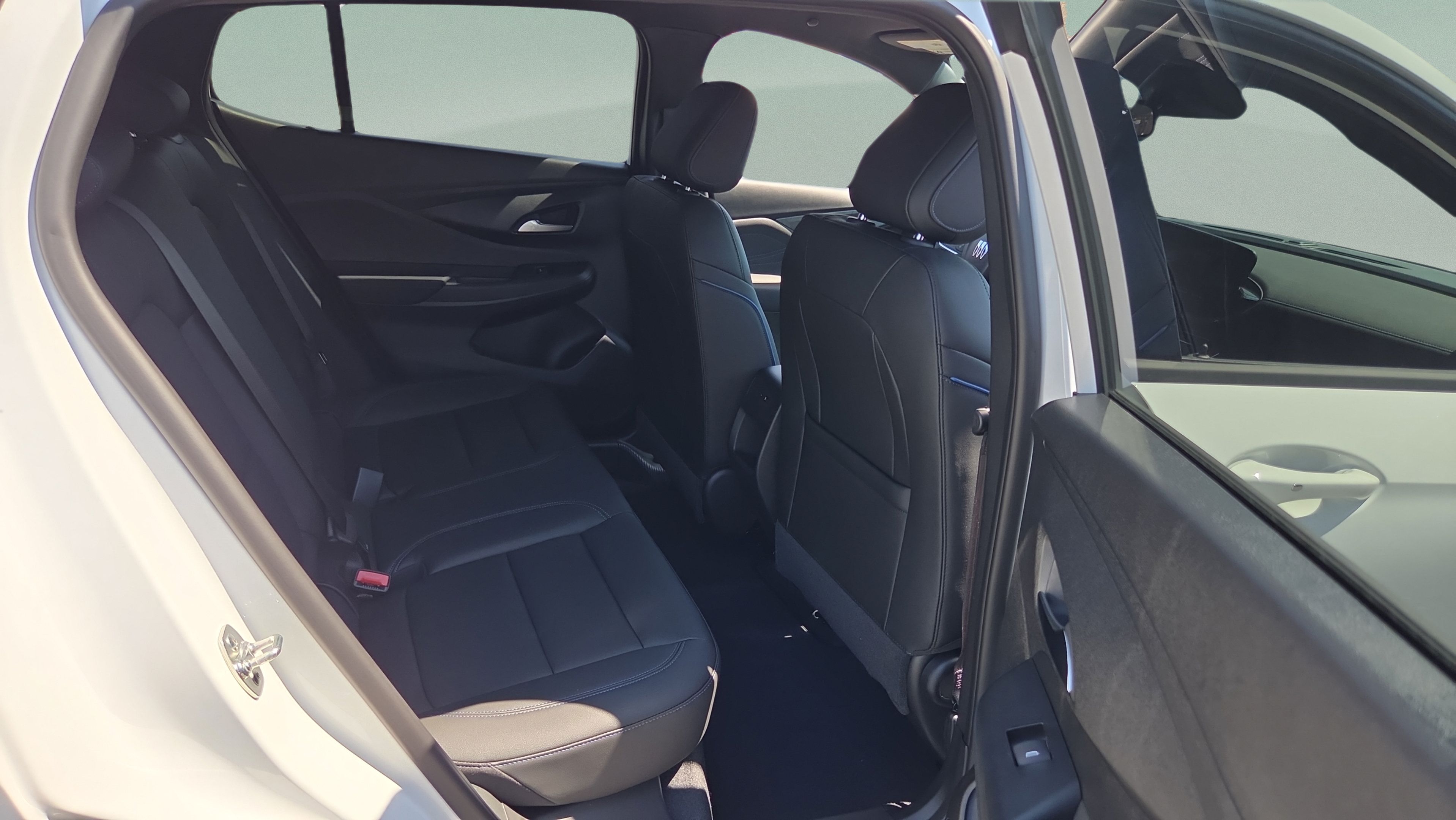 New 2026 Buick Envista Sport Touring w/ Convenience I Package FWD image 14