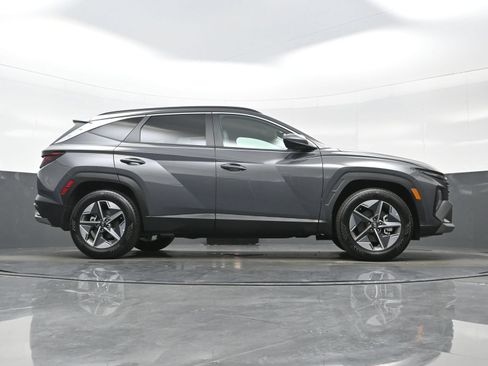 Used 2026 Hyundai Tucson SEL FWD image 31
