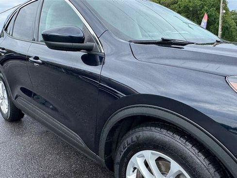 Used 2021 Ford Escape SE w/ Cold Weather Package FWD image 21