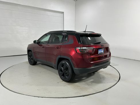 Used 2021 Jeep Compass Latitude w/ Sun and Sound Group AWD/4WD image 24