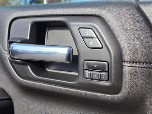 Used 2020 Chevrolet Silverado 2500 LTZ w/ LTZ Plus Package image 23