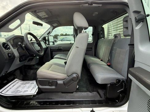 Used 2012 Ford F250 XL w/ PWR Equipment Group AWD/4WD image 16