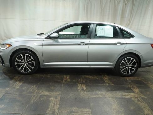 Used 2026 Volkswagen Jetta Sport FWD image 6