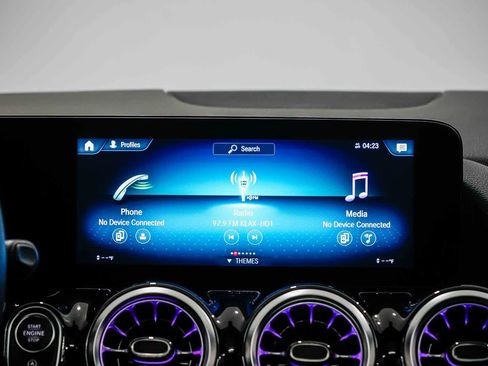 Used 2023 Mercedes-Benz GLA 250 image 14