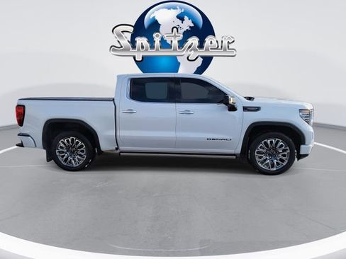 Used 2024 GMC Sierra 1500 Denali Ultimate image 10