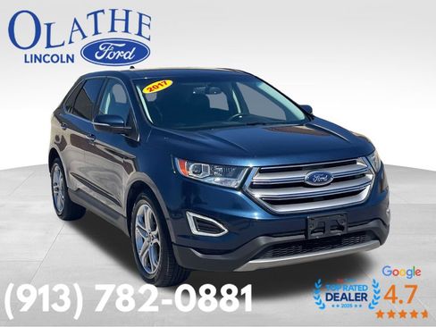 Used 2017 Ford Edge Titanium w/ Technology Package FWD image 7