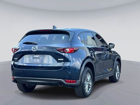 Used 2017 MAZDA CX-5 Touring w/ Preferred Equipment Package FWD image 3