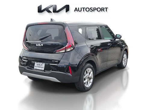 Certified 2024 Kia Soul S FWD image 8