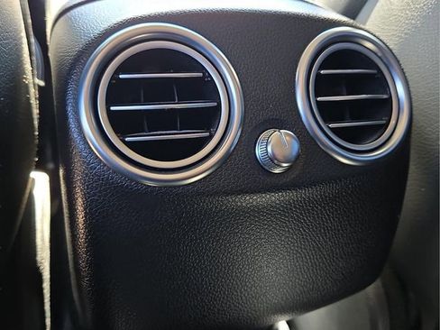 Used 2017 Mercedes-Benz GLC 300 4MATIC Coupe image 16