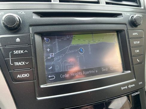 Used 2012 Toyota Prius V Three FWD image 18