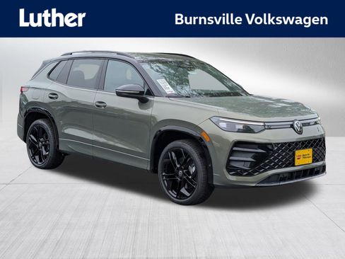New 2026 Volkswagen Tiguan SE R-Line AWD/4WD image 1