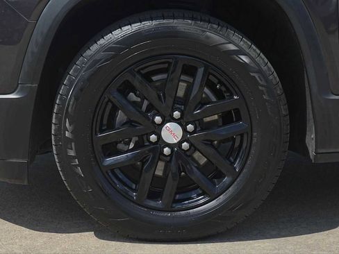 Used 2019 GMC Acadia SLT image 7