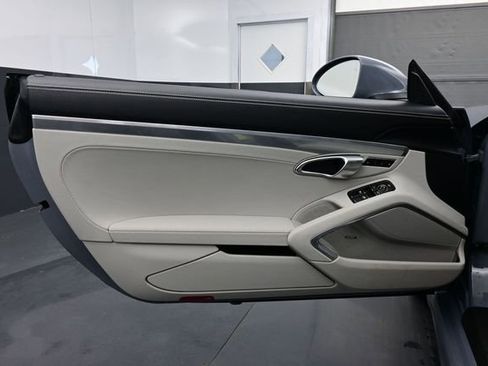 Used 2025 Porsche 718 Boxster GTS RWD image 7