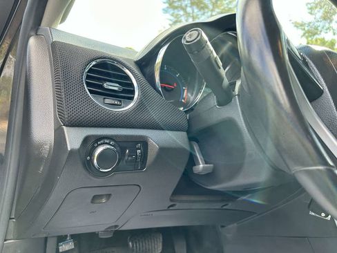 Used 2014 Chevrolet Cruze Diesel image 13