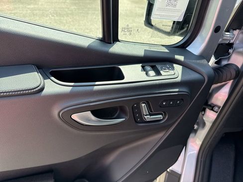 New 2025 Mercedes-Benz Sprinter 2500 image 14